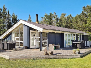Four-Bedroom Holiday home in Jerup 8